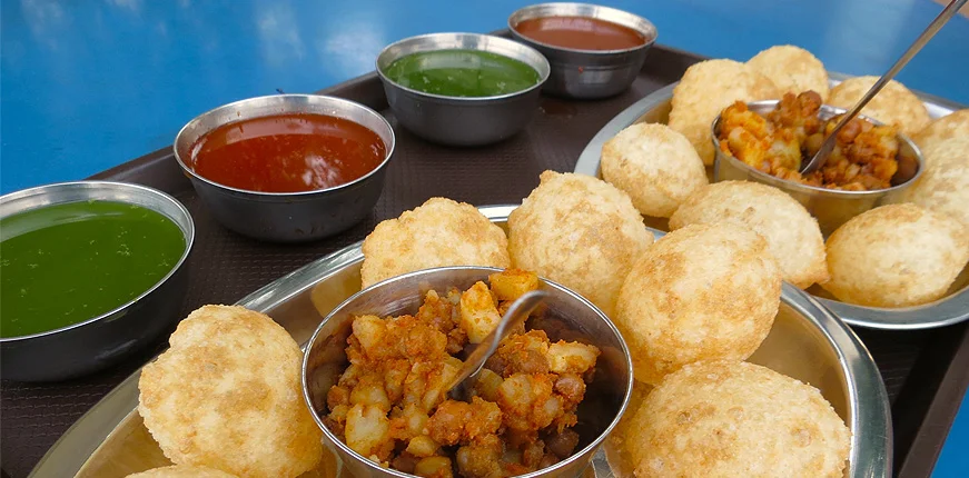 Indian Snacks Fast Food_Curating Experiences