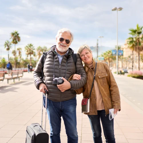 smiling-caucasian-mature-tourist-couple-standing-p-2025-01-08-11-44-46-utc smiling-caucasian-mature-tourist-couple-standing-p-2025-01-08-11-44-46-utc